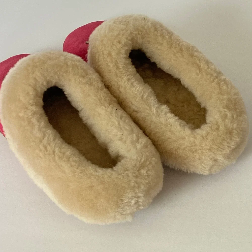 Tory Burch Pink Suede Shearling Lined Slippers Double T Logo Size 7M